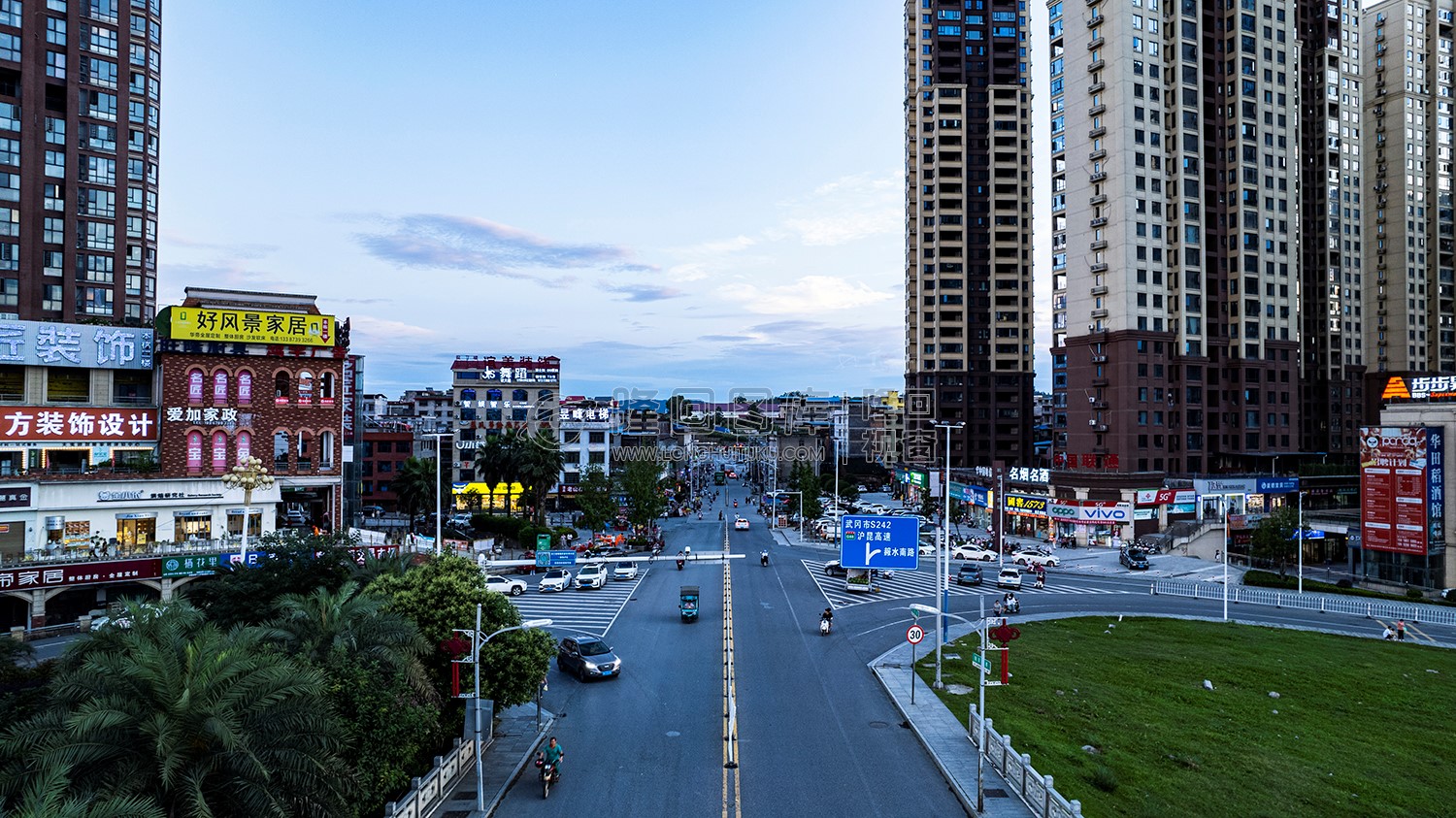 隆回大桥夜南端