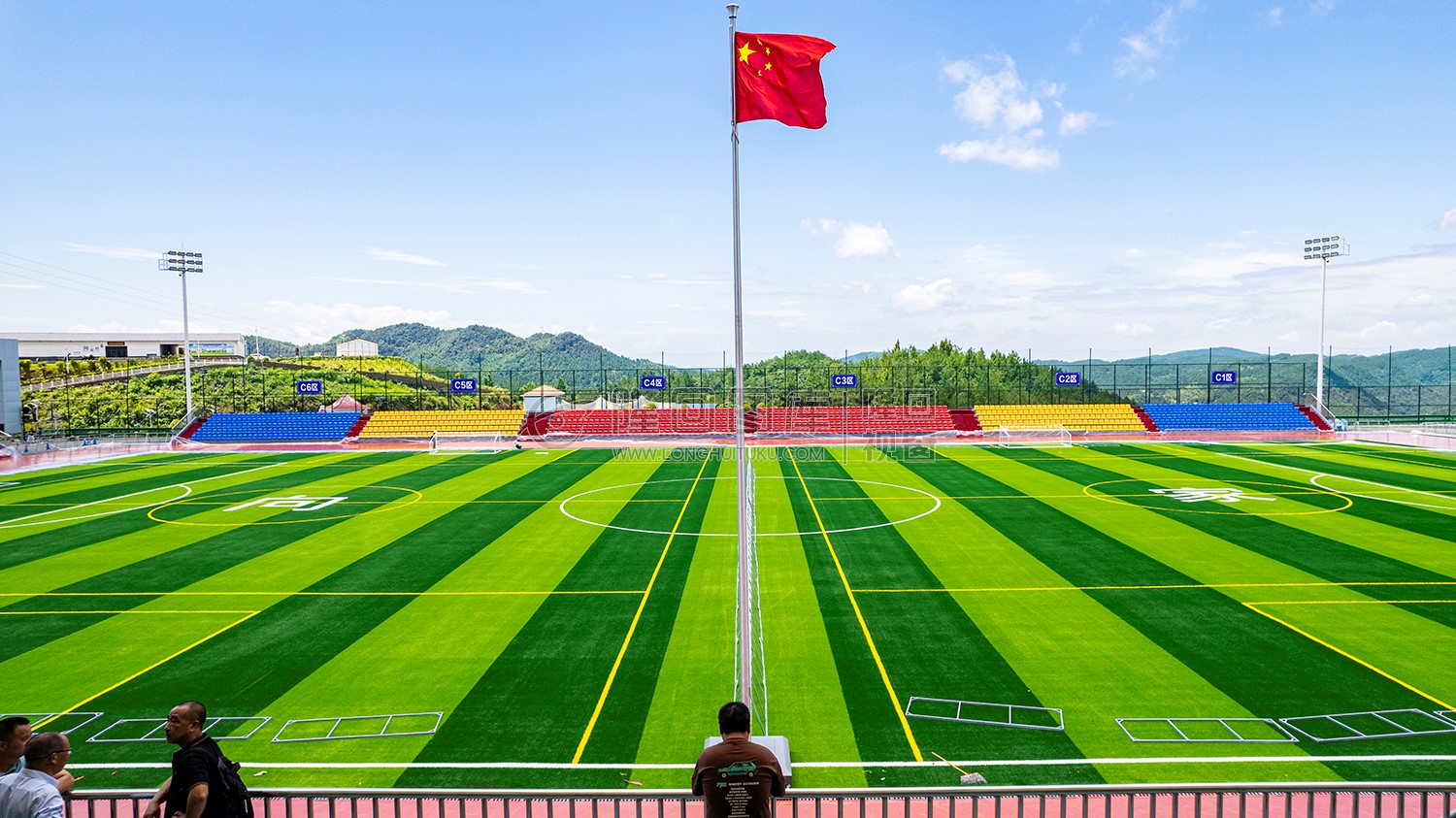 足球场主看台看足球场