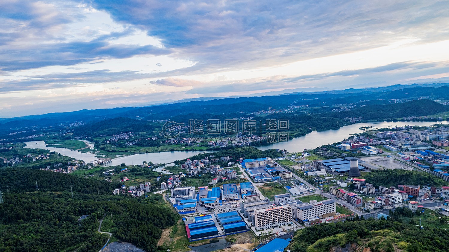 赧水河畔的隆回工业园