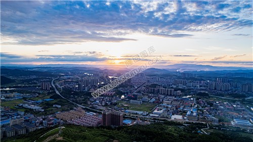 罗家大岭下的隆回工业园