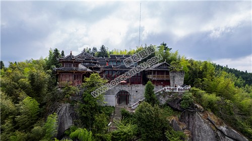 香炉山寺正面航拍