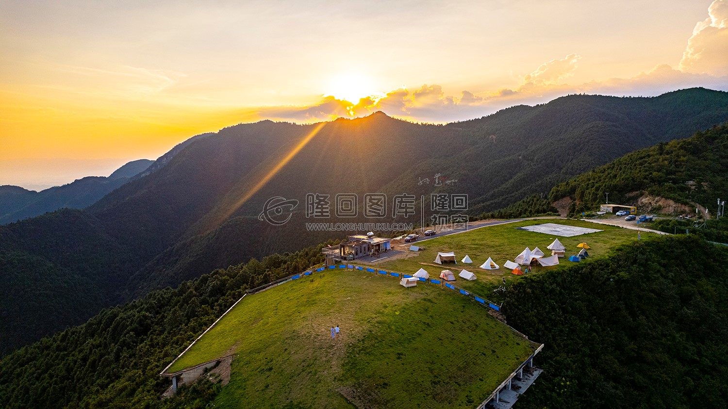 大东山滑翔伞基地日落