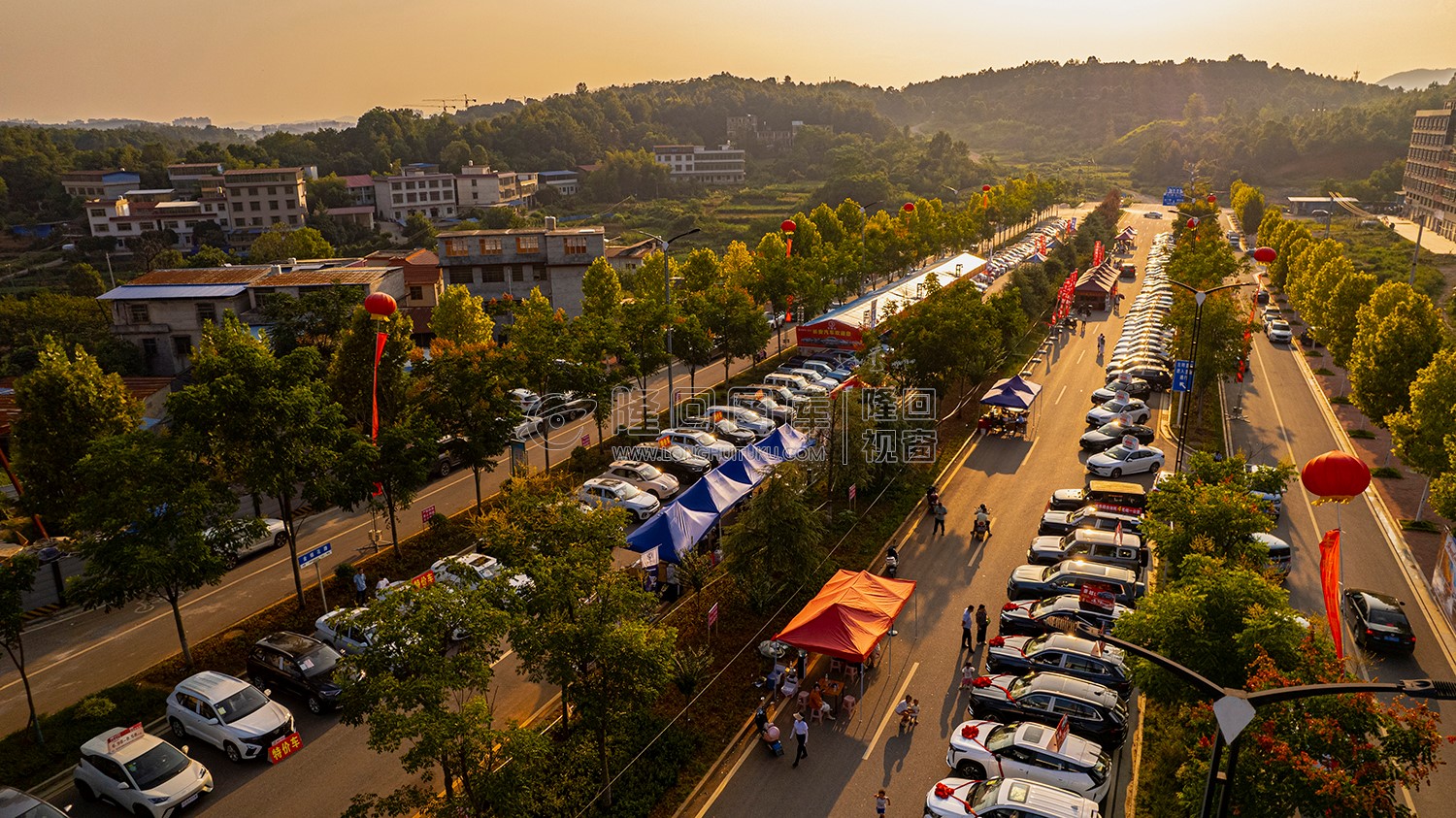 隆回高铁站汽车展会