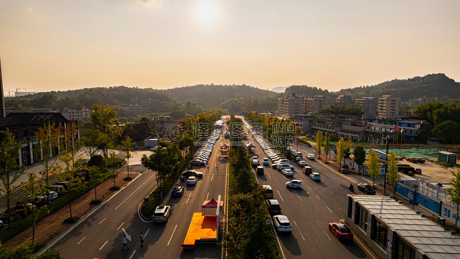 隆回高铁站汽车展会