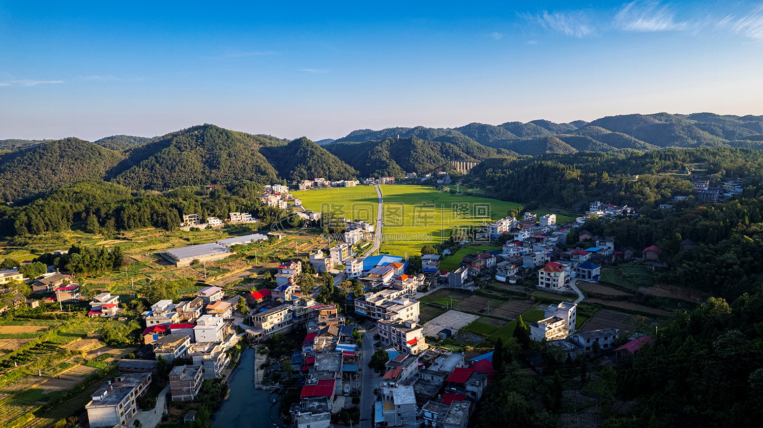 狮子石村乡村风光
