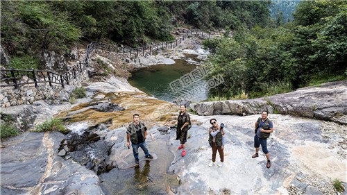 摄影协会摄友合影
