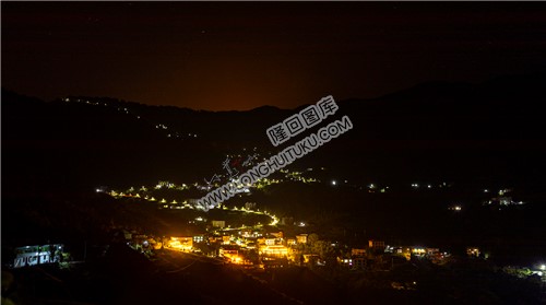 白水洞村夜景
