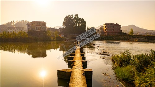 西洋江上的石板桥