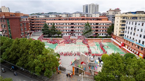 东方红小学全景
