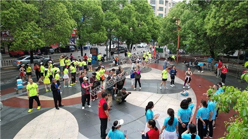 隆回摄影家协会摄影师们在拍摄