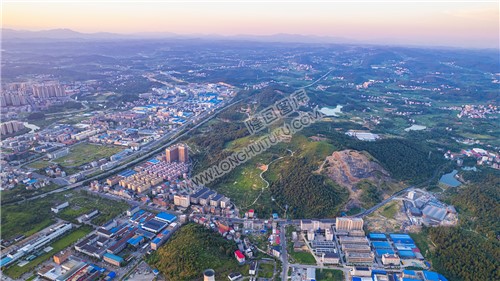 工业园旁上的罗家大岭