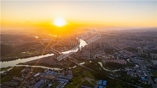 伏龙江阅江府方向