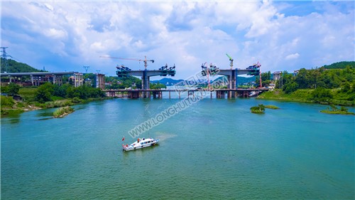 新新高速赧水特大桥河段