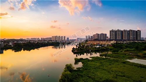 阅江府月亮湾夕阳美景