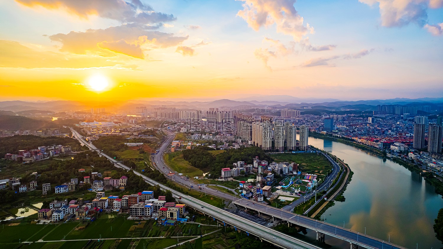 隆回城南区落日夕阳
