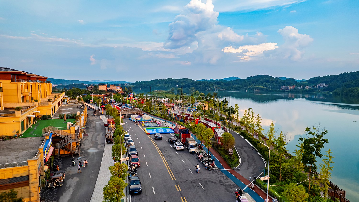 早安隆回月亮湾街