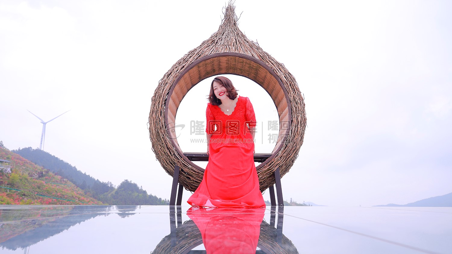 龙瑶幽谷天空之镜