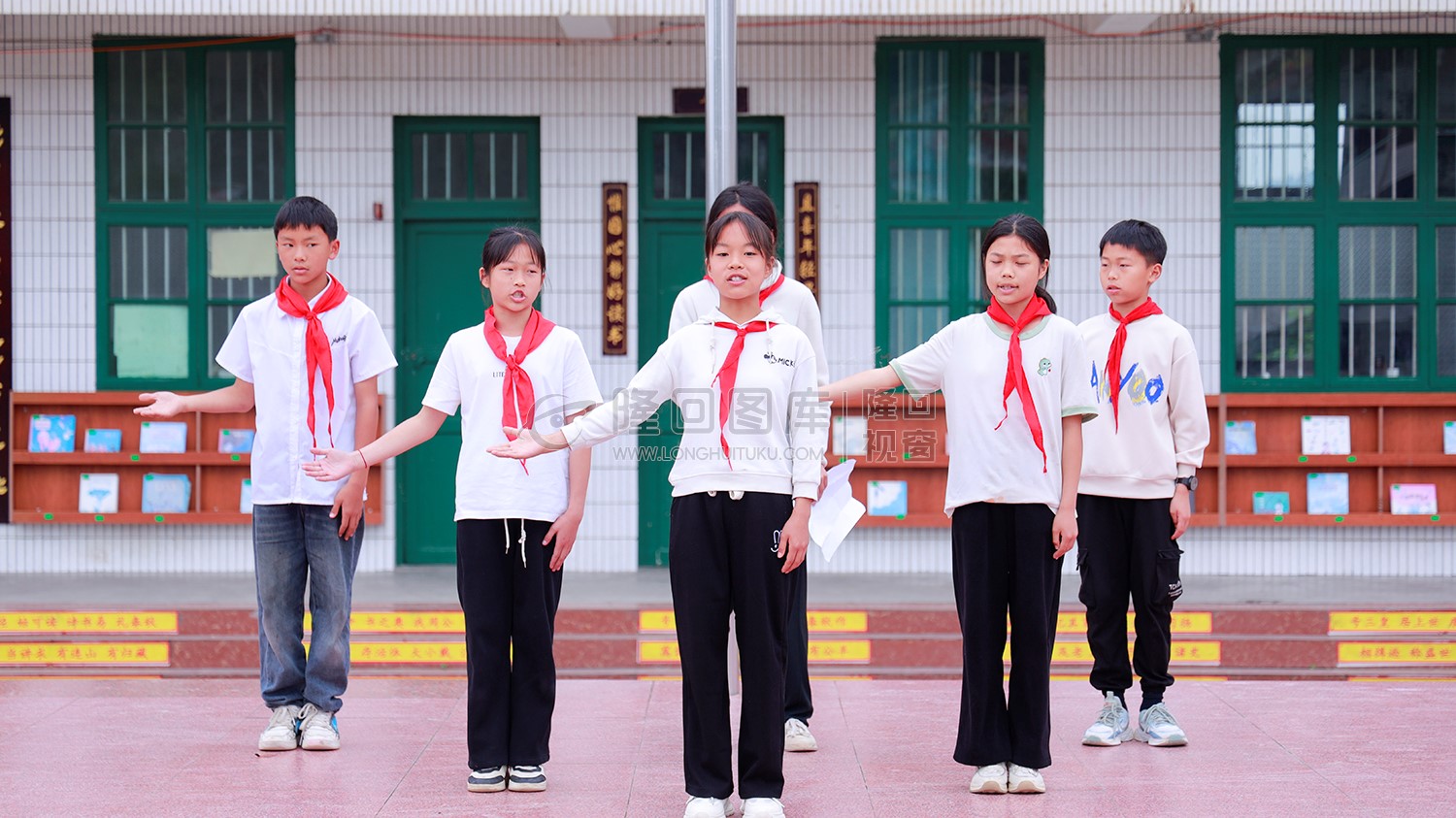 红光小学朗读节目