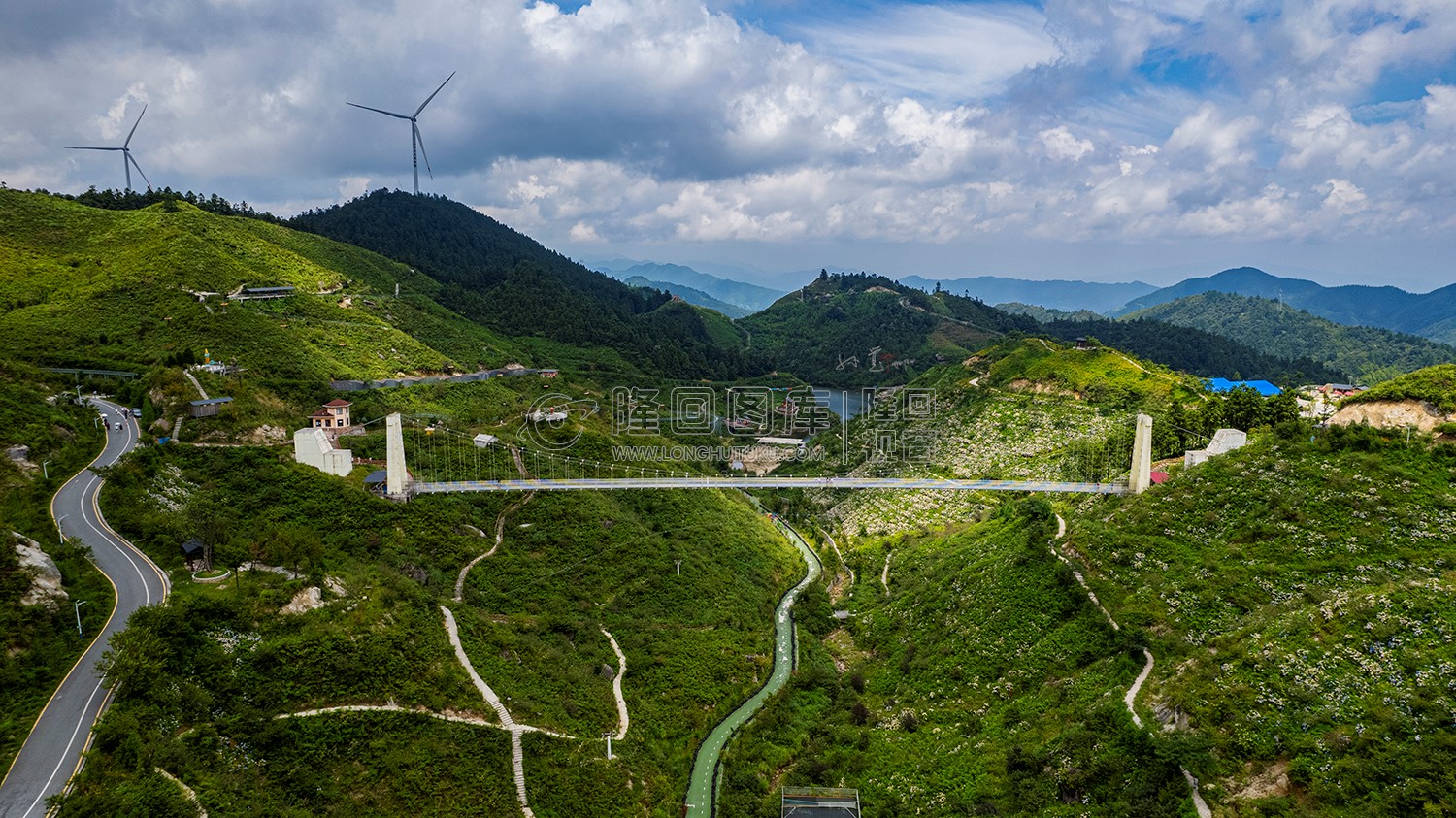 龙瑶幽谷玻璃桥