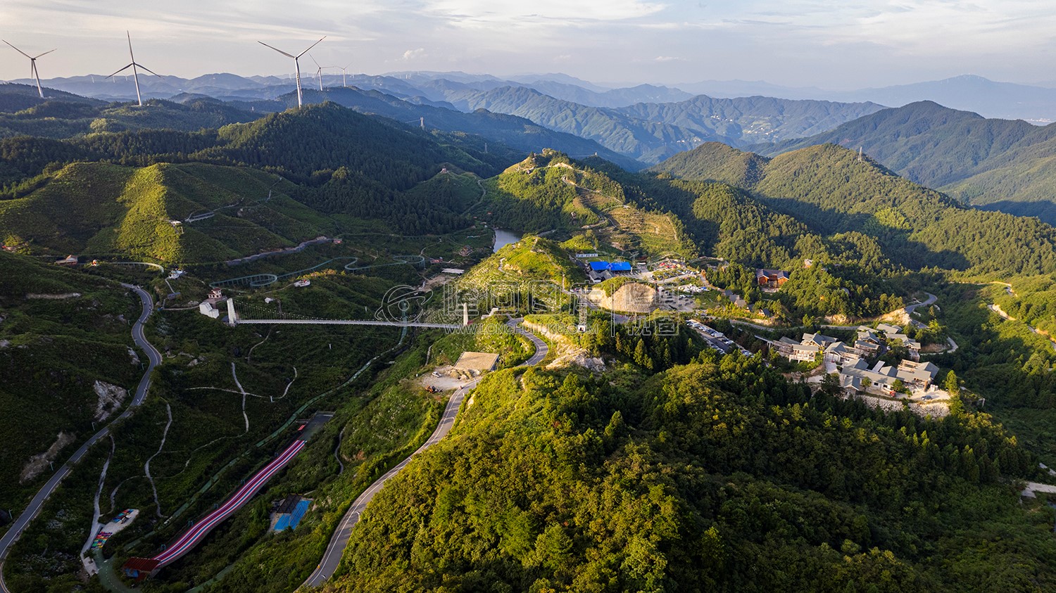 龙瑶幽谷玻璃桥