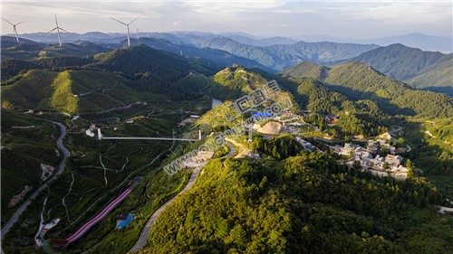 龙瑶幽谷玻璃桥