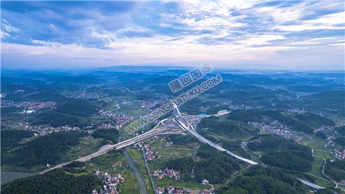 航拍屋主塘枢纽全景