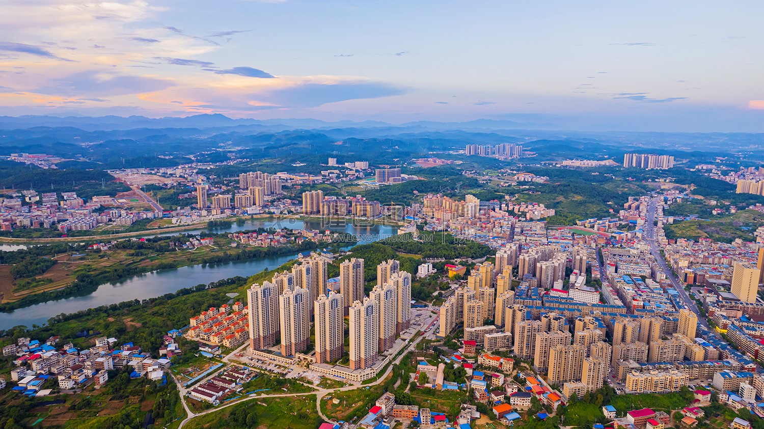 方大新城西城首府