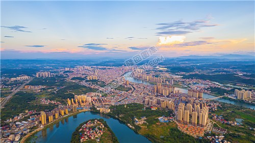 汕尾头方大公园方向