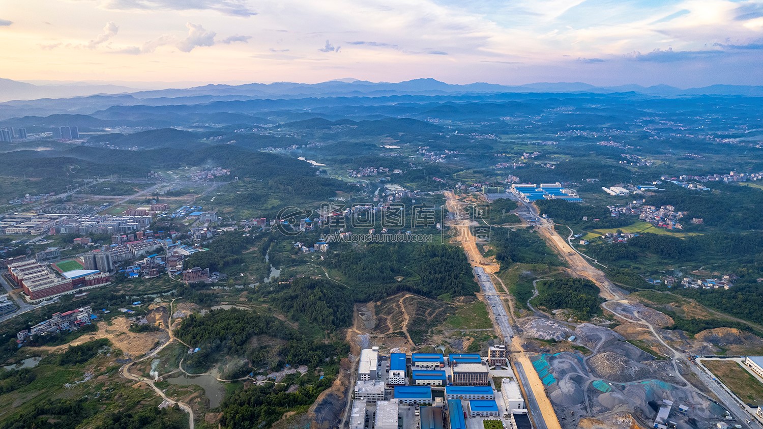 工业园往白竹桥方向