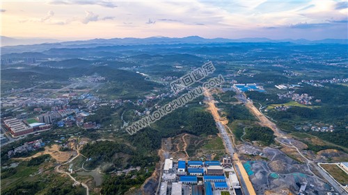 工业园往白竹桥方向