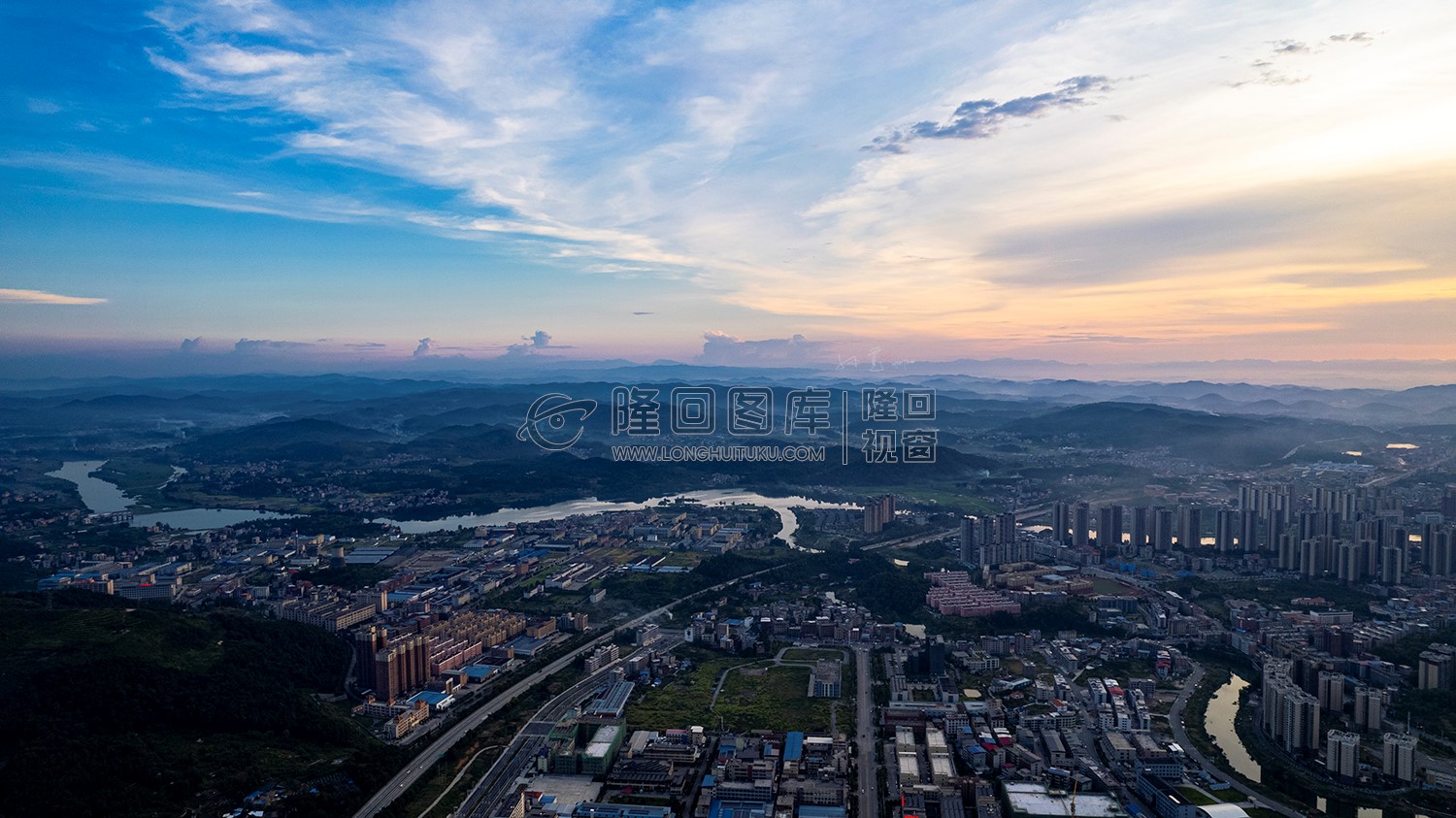 隆回工业园往赧水河方向