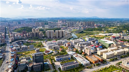 隆高新区管委会周边