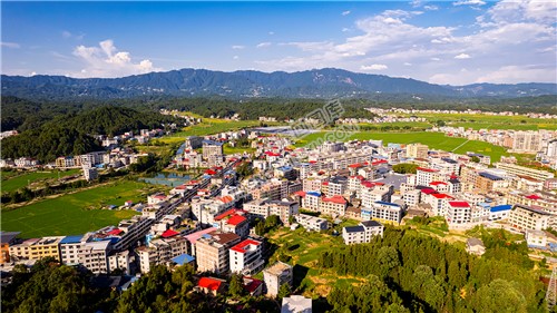 高平镇街道全景