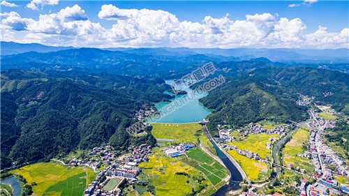 高空航拍六都寨水库