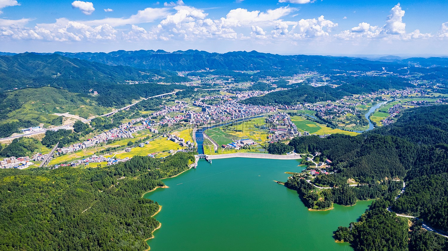 六都寨水库下的乡镇