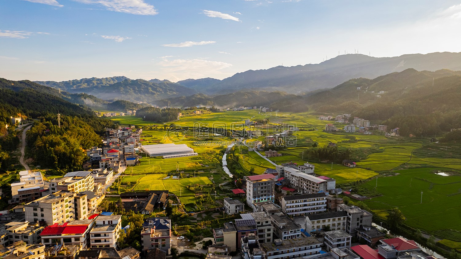 邹汉勋故居乡村稻田