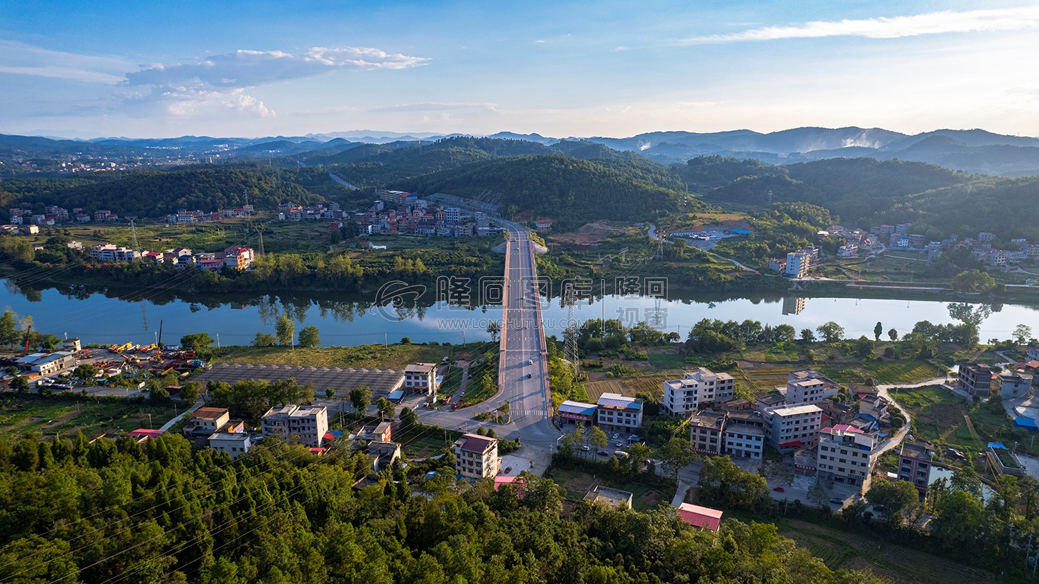 铜盆江方向拍白沙湾大桥