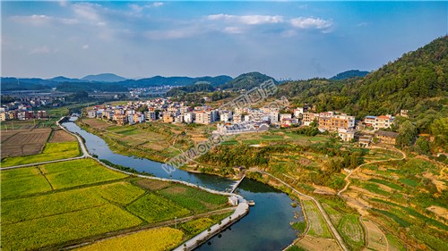 紫河旁的孙家祠堂