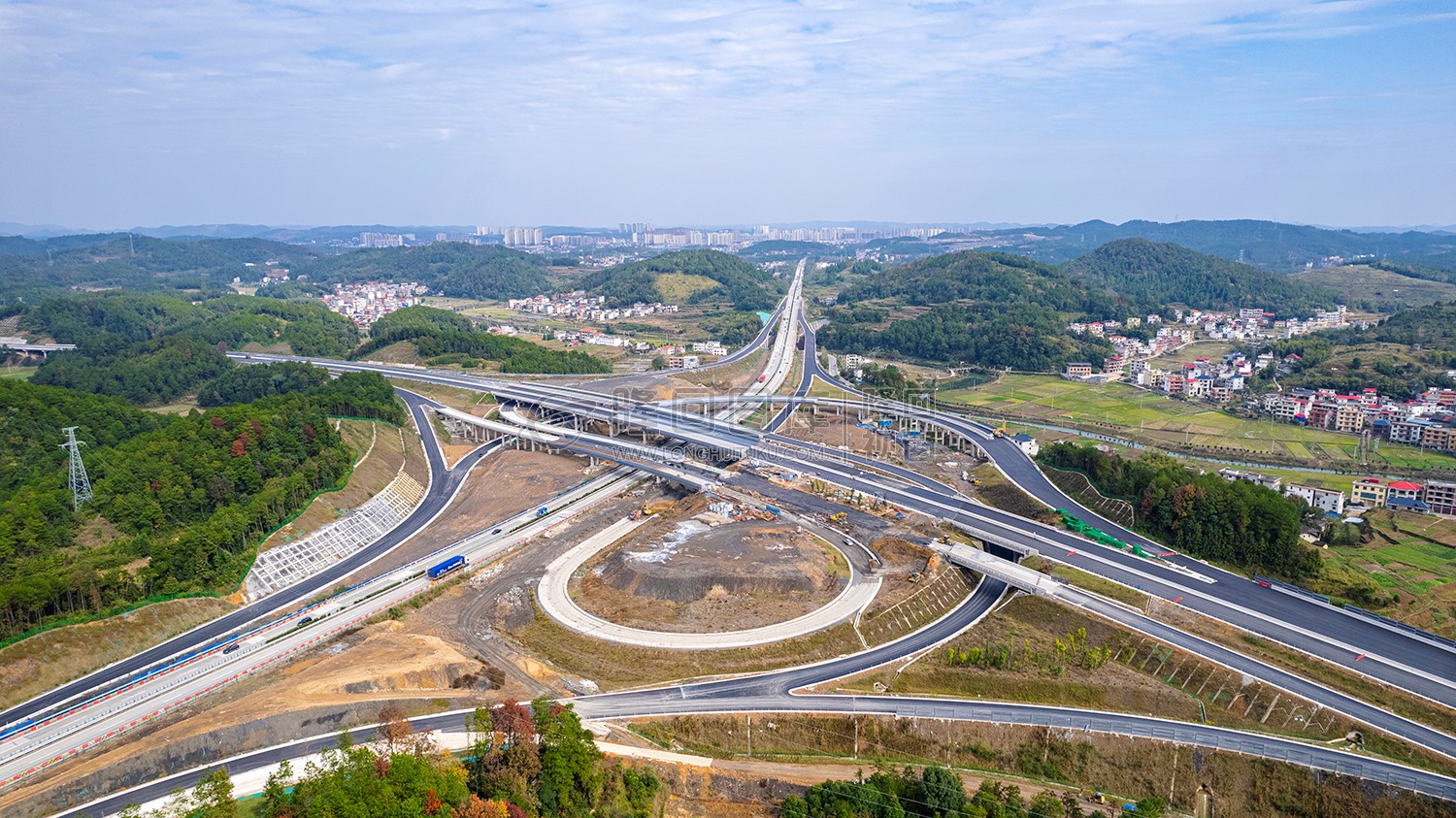 新新高速连接沪昆高速