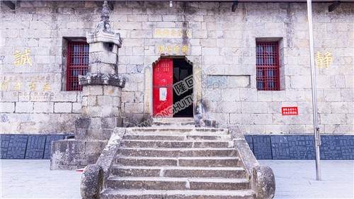 寺庙石梯