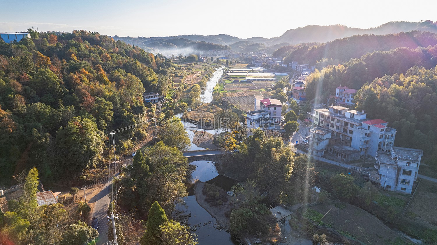 曙光村与叶家村