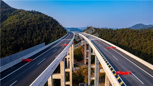 新新高速六都寨段