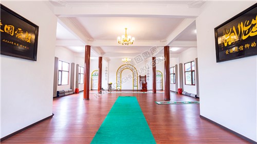 清真寺礼拜大殿