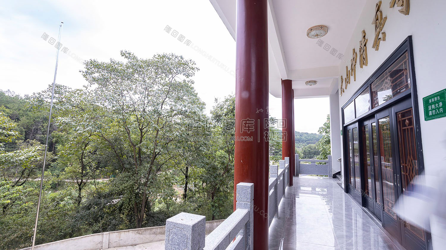 清真寺二楼走廊