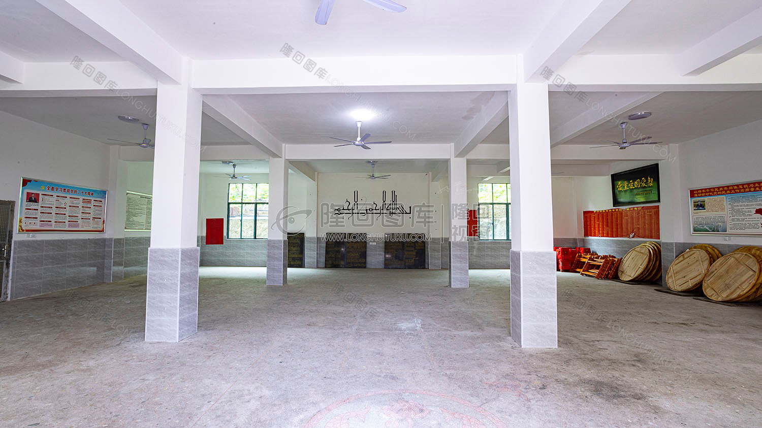 罗白清真寺一楼大厅