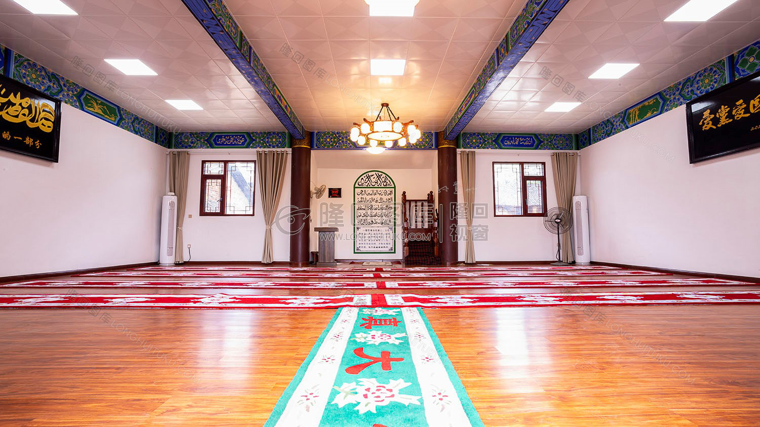 清真寺礼拜大殿