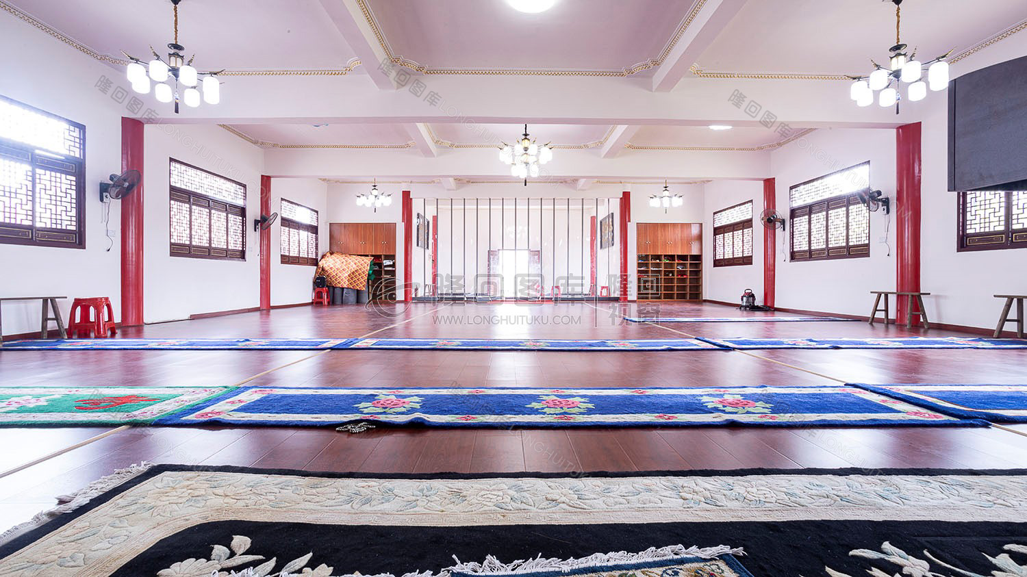 清真寺礼拜大殿