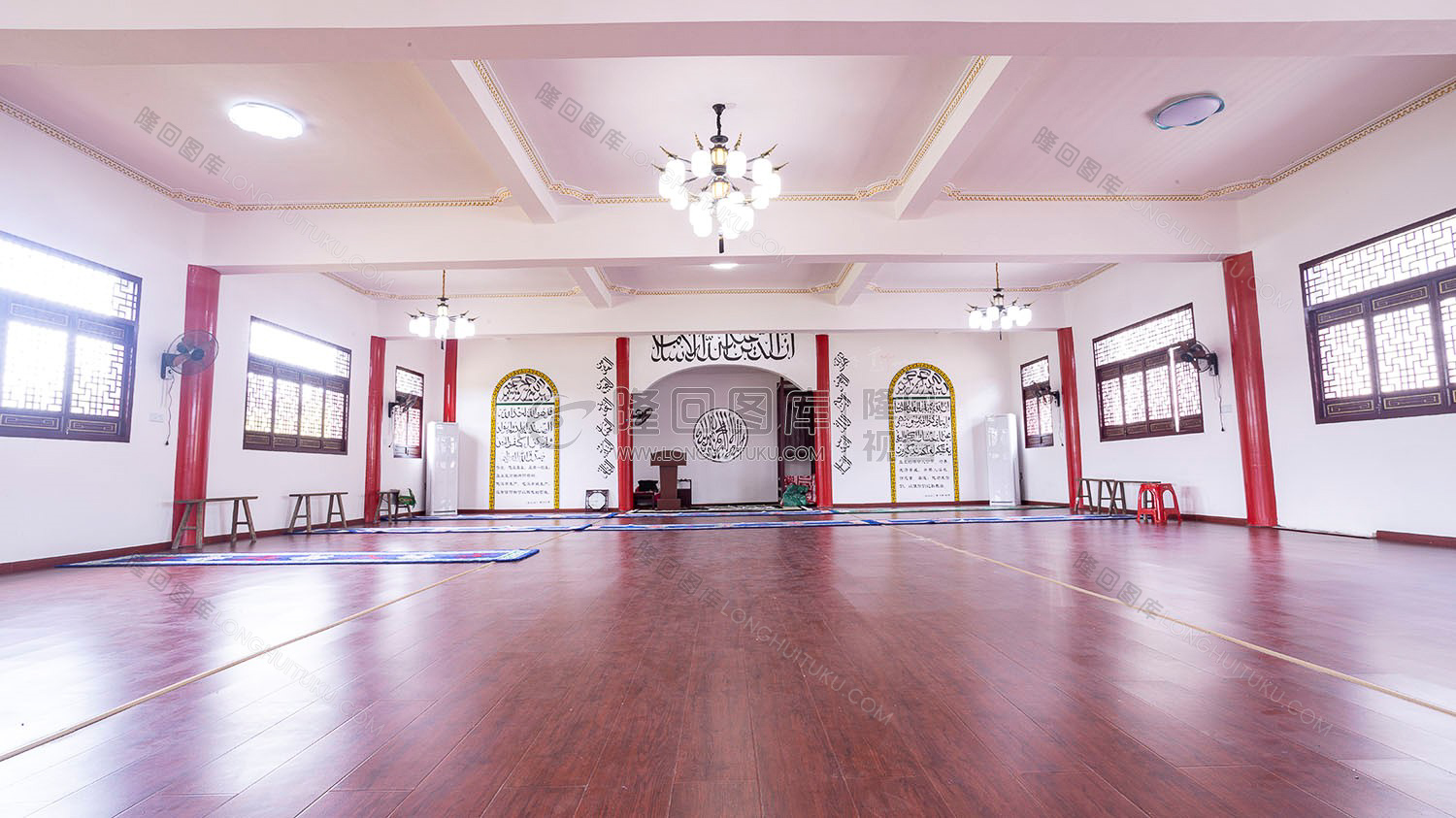 清真寺礼拜大殿
