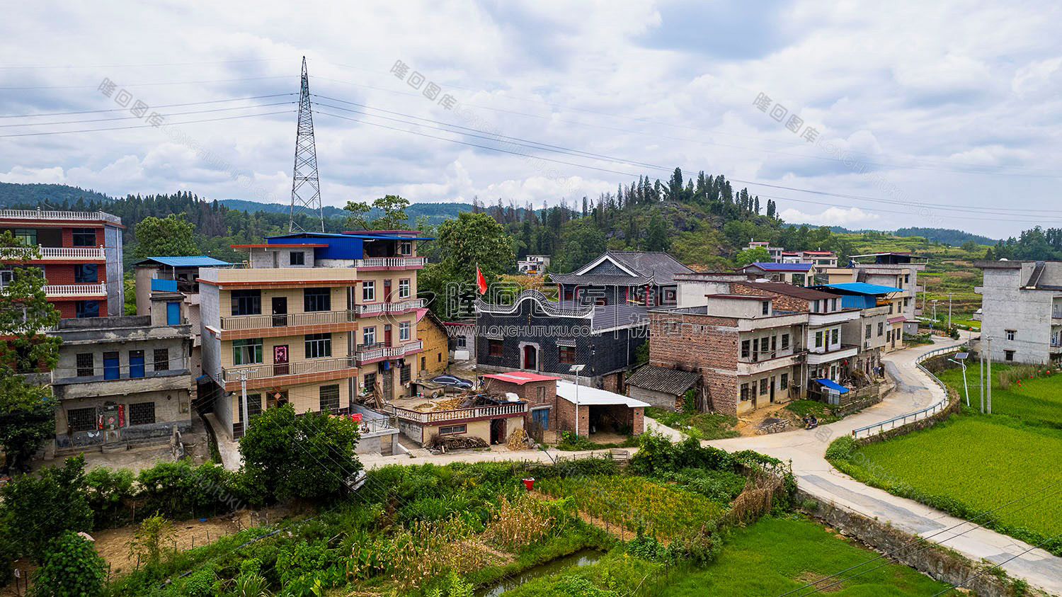 位于四方井村落中的山界清真北寺