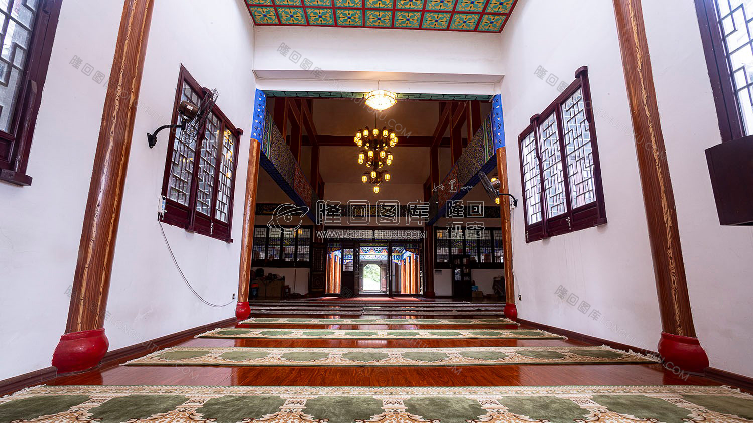 清真寺礼拜大殿